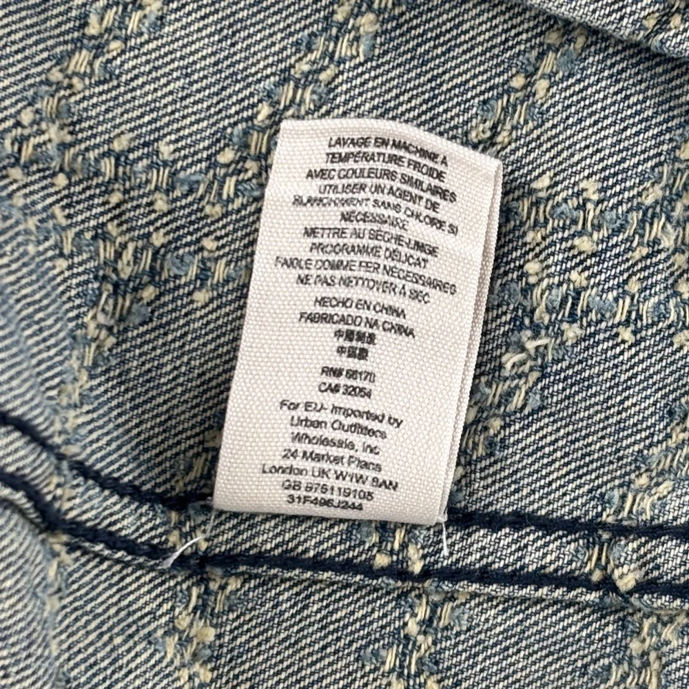 FREE PEOPLE Asymmetrical Denim JEAN Jacket Blue Distressed zipper detail Size 8 - Picture 6 of 7